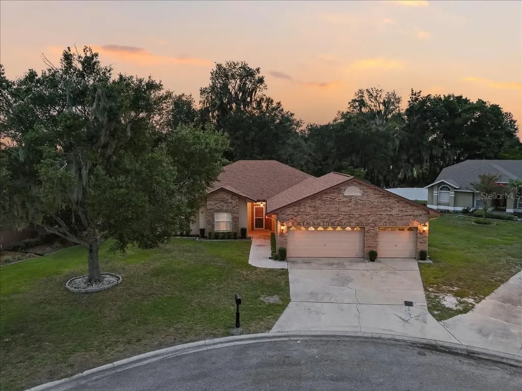 448 Lake Harris Drive Lakeland FL 33813