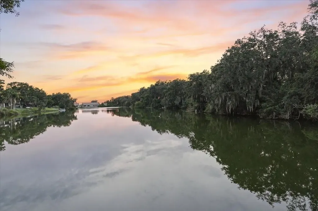 448 Lake Harris Drive Lakeland FL 33813