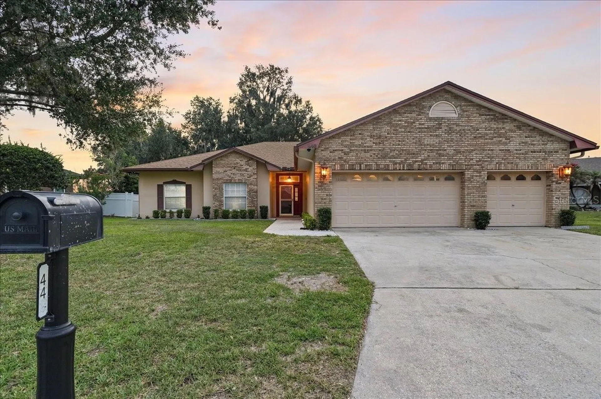 448 Lake Harris Drive Lakeland FL 33813