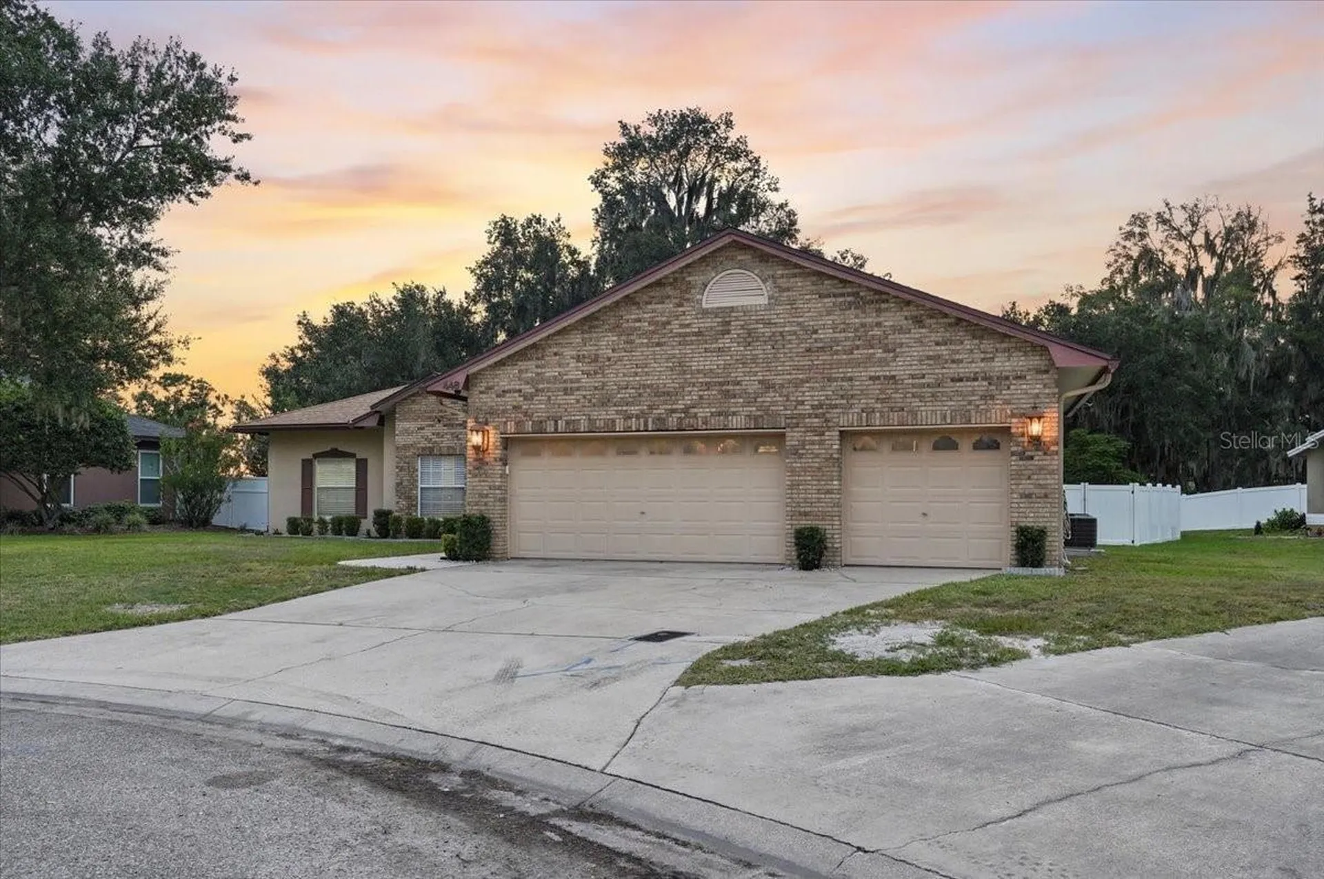 448 Lake Harris Drive Lakeland FL 33813