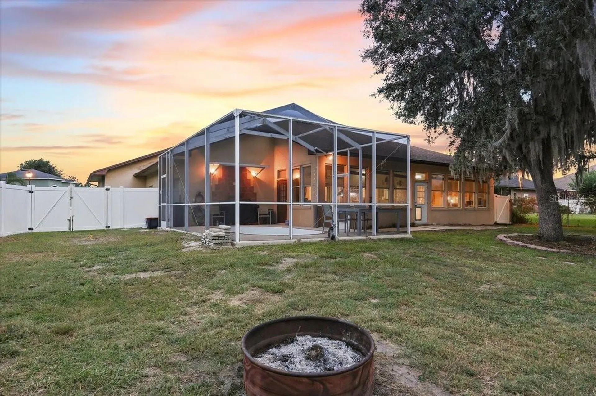 448 Lake Harris Drive Lakeland FL 33813