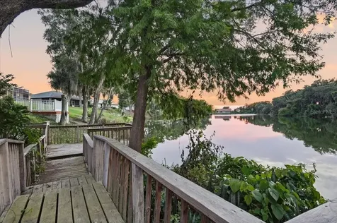 448 Lake Harris Drive Lakeland FL 33813