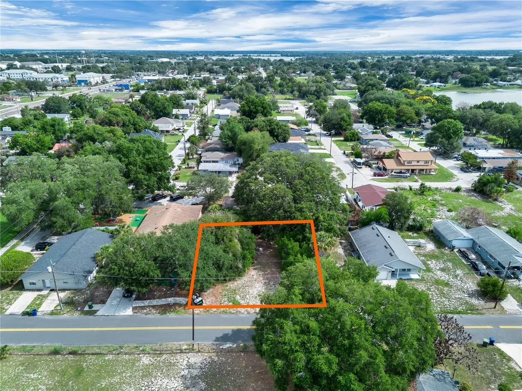 223 Palmetto Avenue NE Winter Haven FL 33881