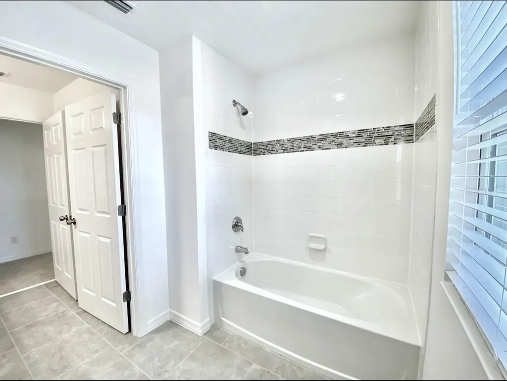 924 Avenal Lane Davenport FL 33837