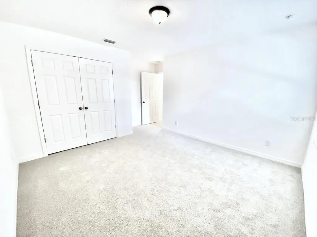 924 Avenal Lane Davenport FL 33837
