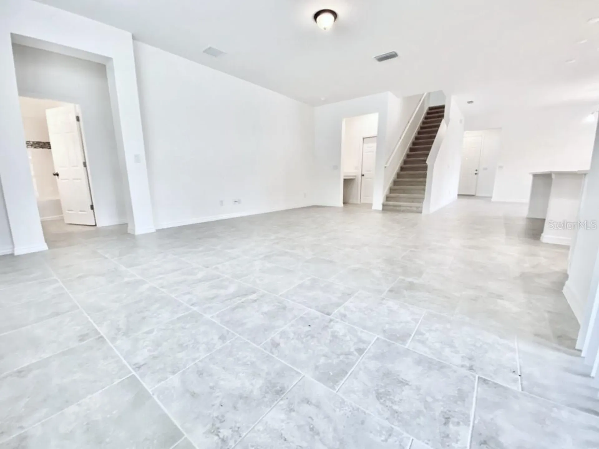 924 Avenal Lane Davenport FL 33837