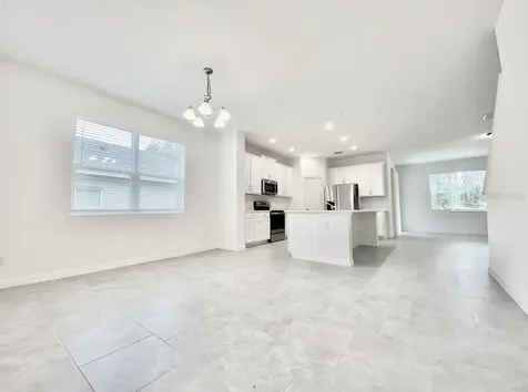 924 Avenal Lane Davenport FL 33837