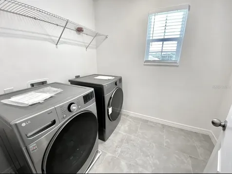 924 Avenal Lane Davenport FL 33837