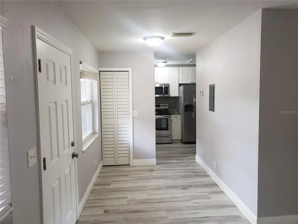 107 W Clay Avenue Brandon FL 33510