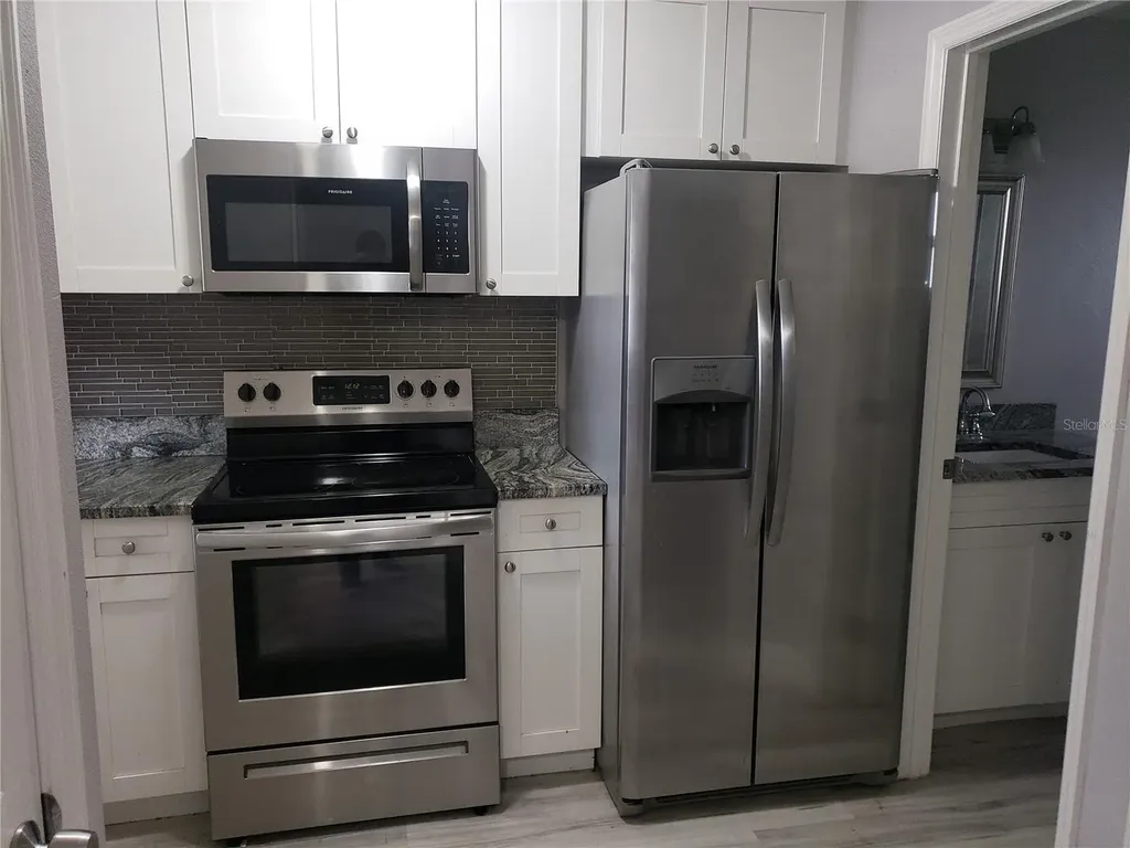 107 W Clay Avenue Brandon FL 33510