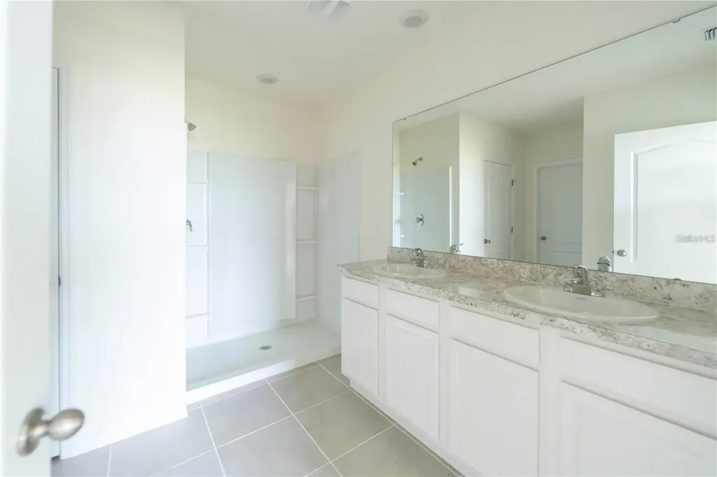 1811 Silverbell Loop Haines City FL 33844