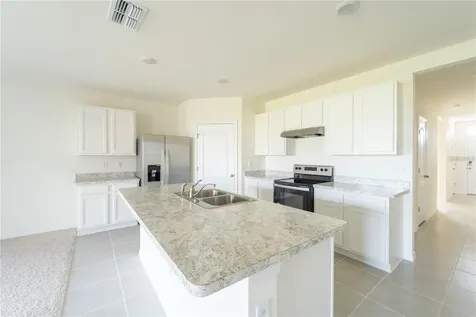 1811 Silverbell Loop Haines City FL 33844