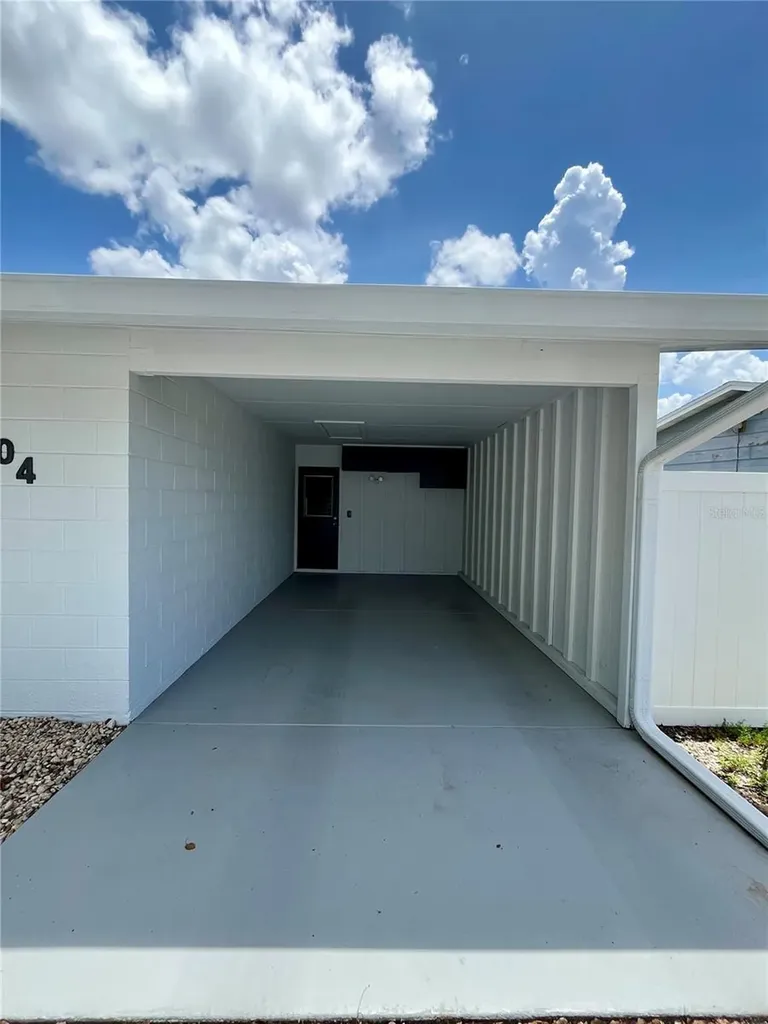 704 Torrey Pines Avenue Sun City Center FL 33573
