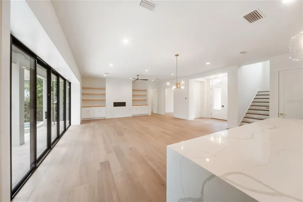 3800 Flores Avenue Sarasota FL 34239
