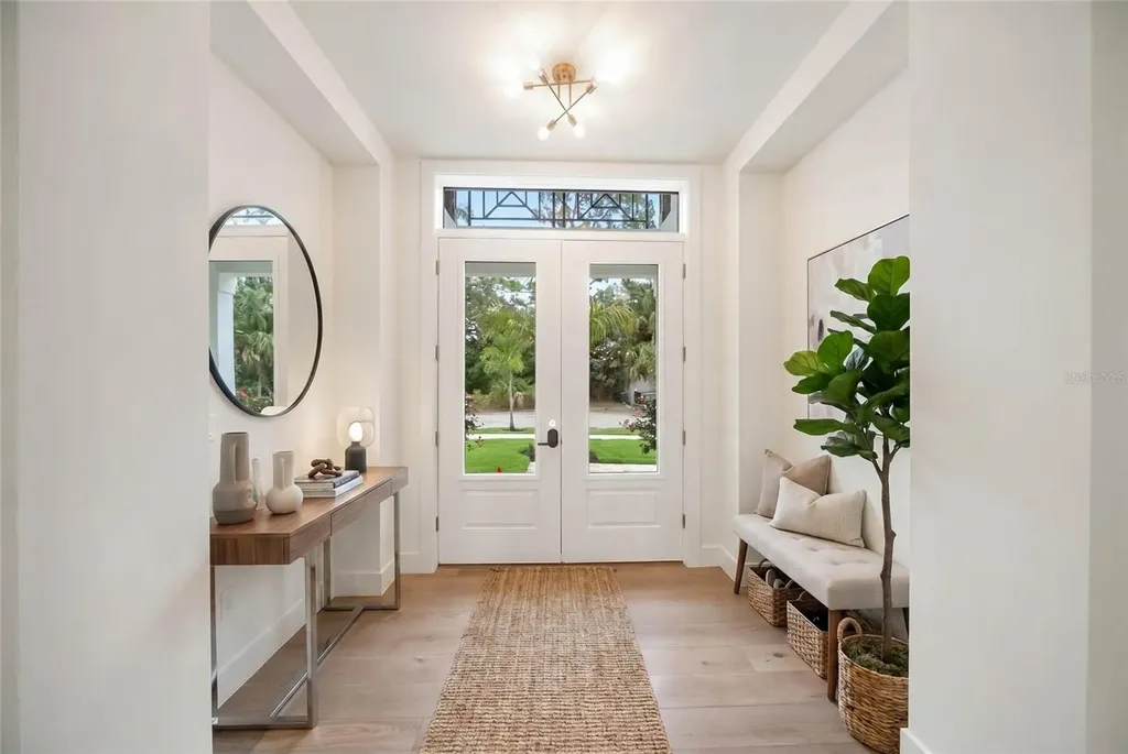 3800 Flores Avenue Sarasota FL 34239