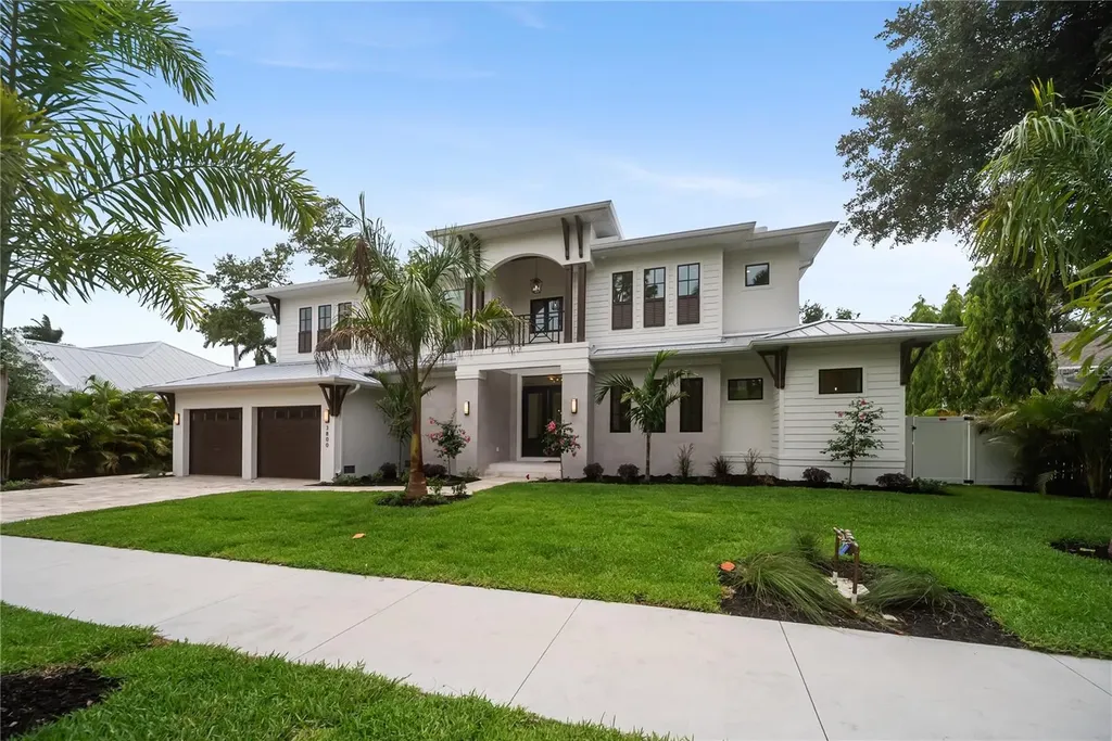 3800 Flores Avenue Sarasota FL 34239