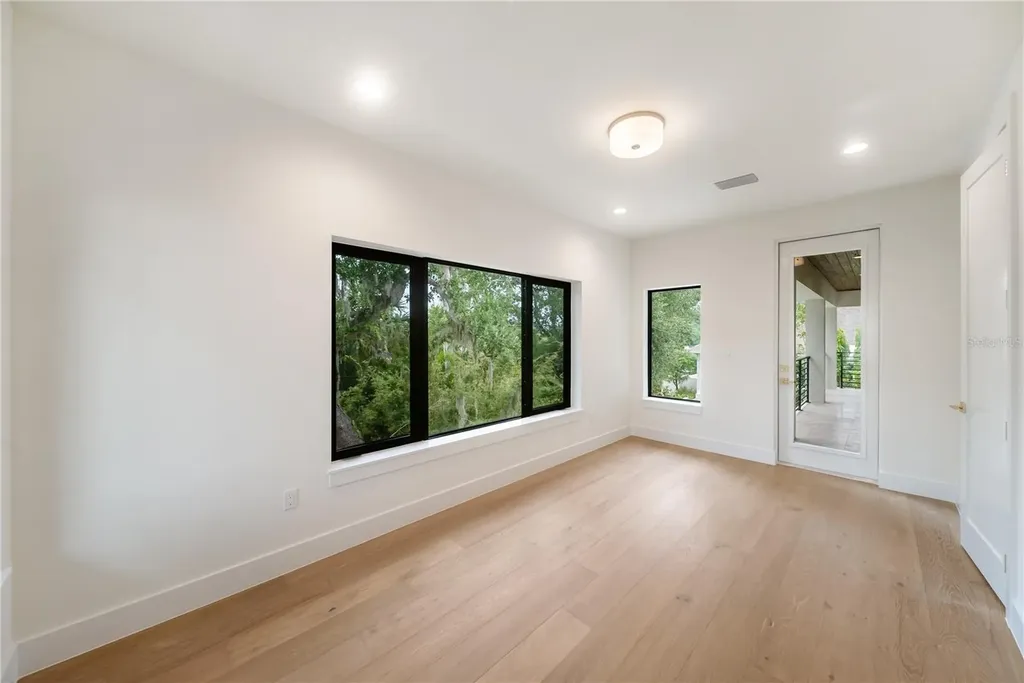 3800 Flores Avenue Sarasota FL 34239