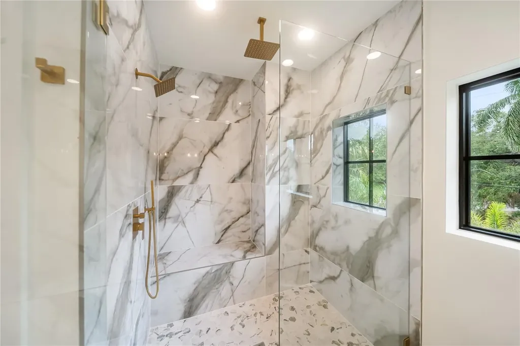 3800 Flores Avenue Sarasota FL 34239
