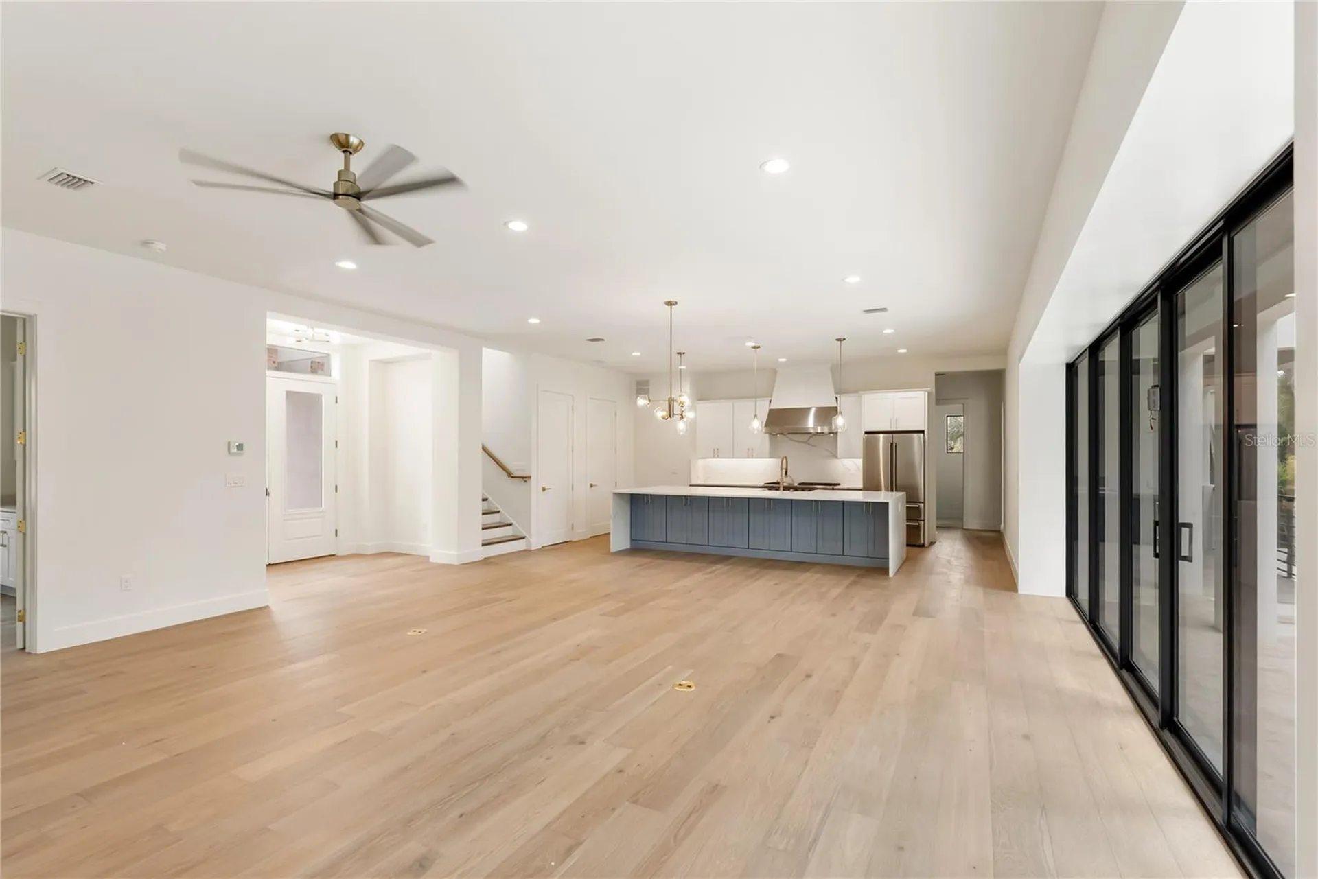 3800 Flores Avenue Sarasota FL 34239