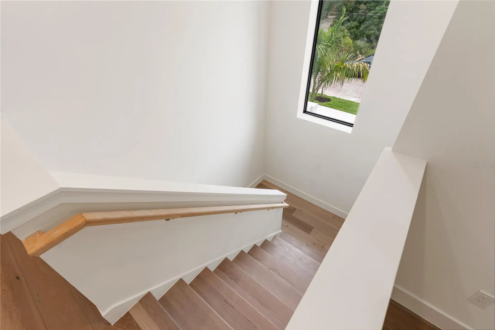 3800 Flores Avenue Sarasota FL 34239