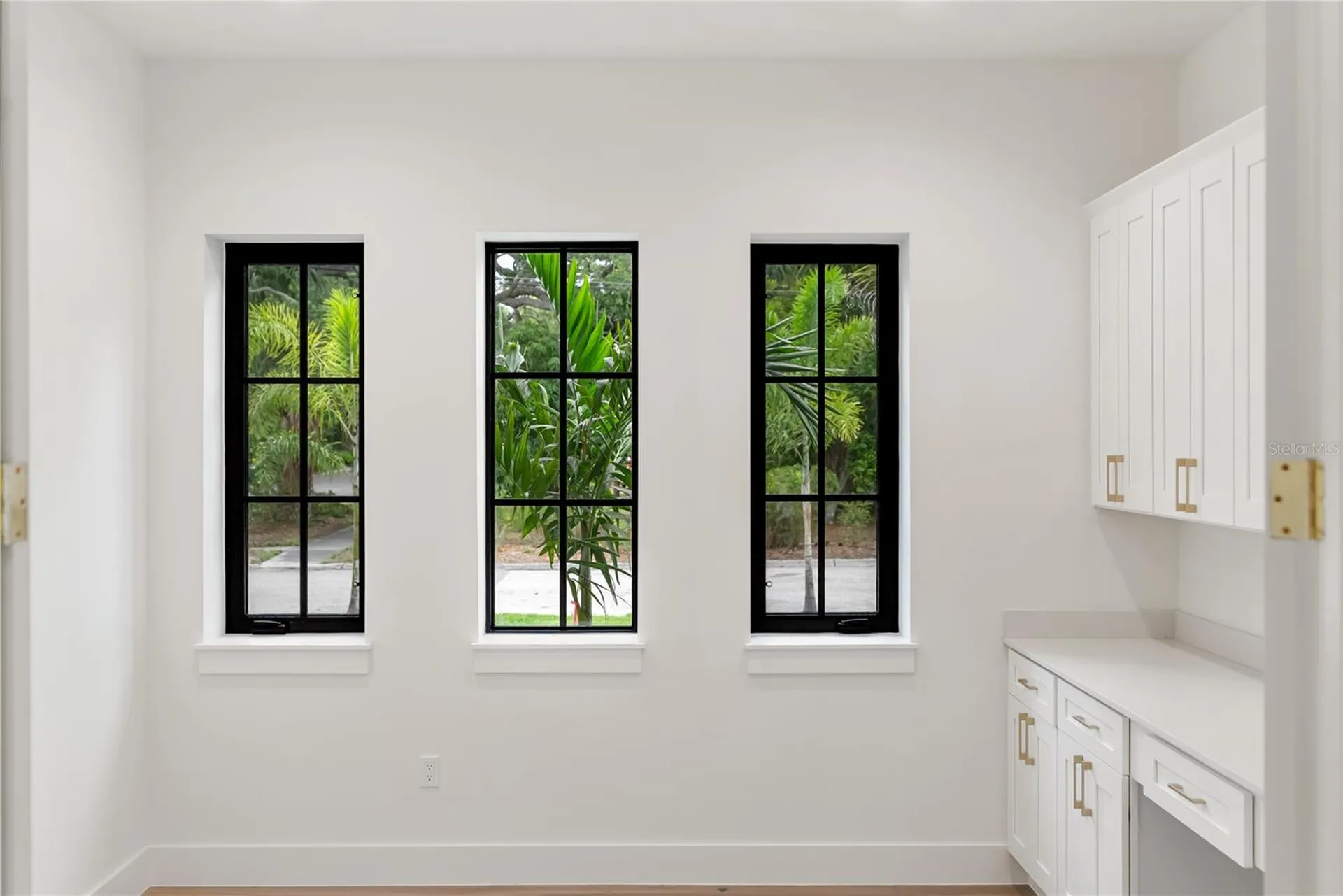 3800 Flores Avenue Sarasota FL 34239