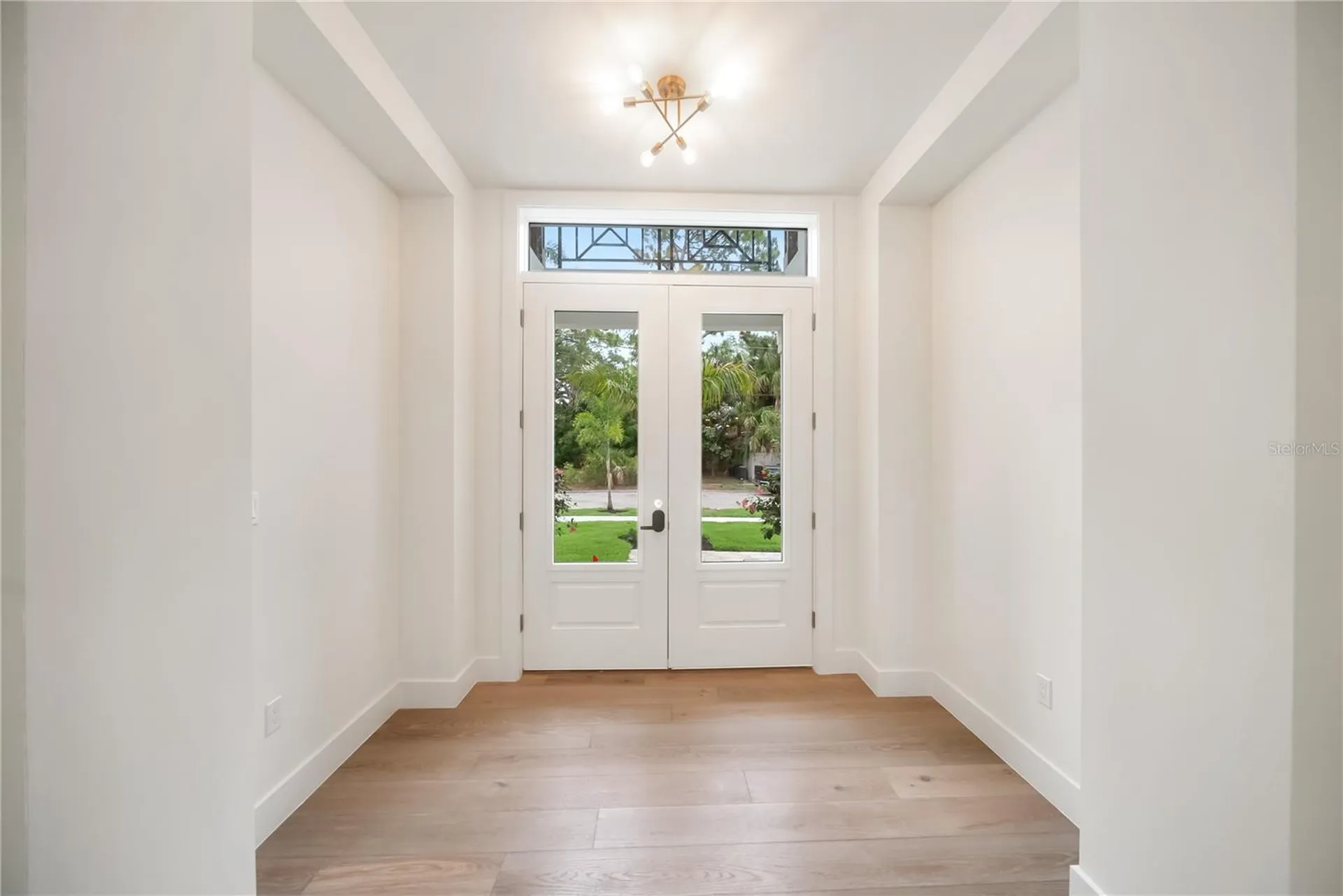 3800 Flores Avenue Sarasota FL 34239