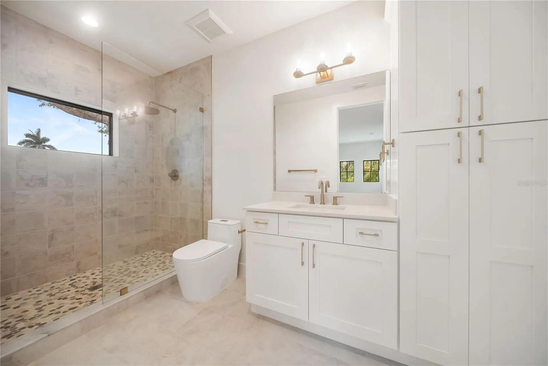 3800 Flores Avenue Sarasota FL 34239