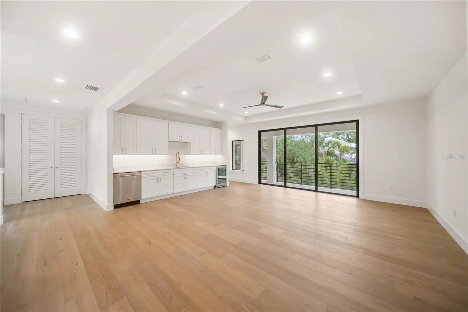 3800 Flores Avenue Sarasota FL 34239