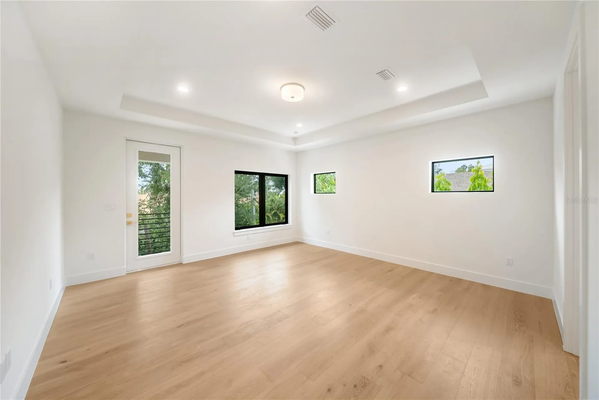 3800 Flores Avenue Sarasota FL 34239