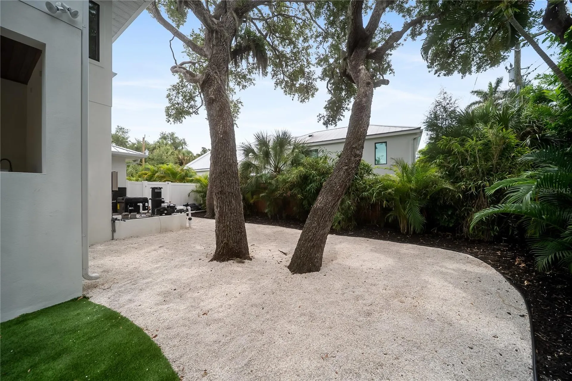 3800 Flores Avenue Sarasota FL 34239