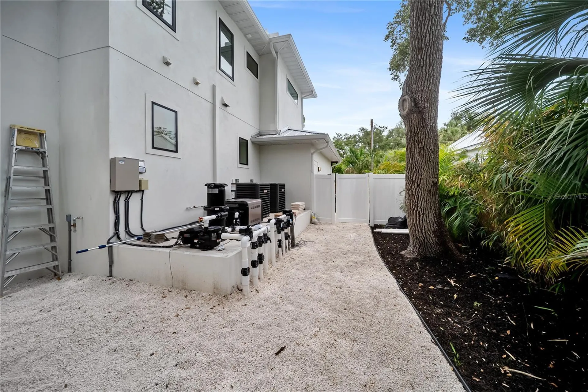 3800 Flores Avenue Sarasota FL 34239