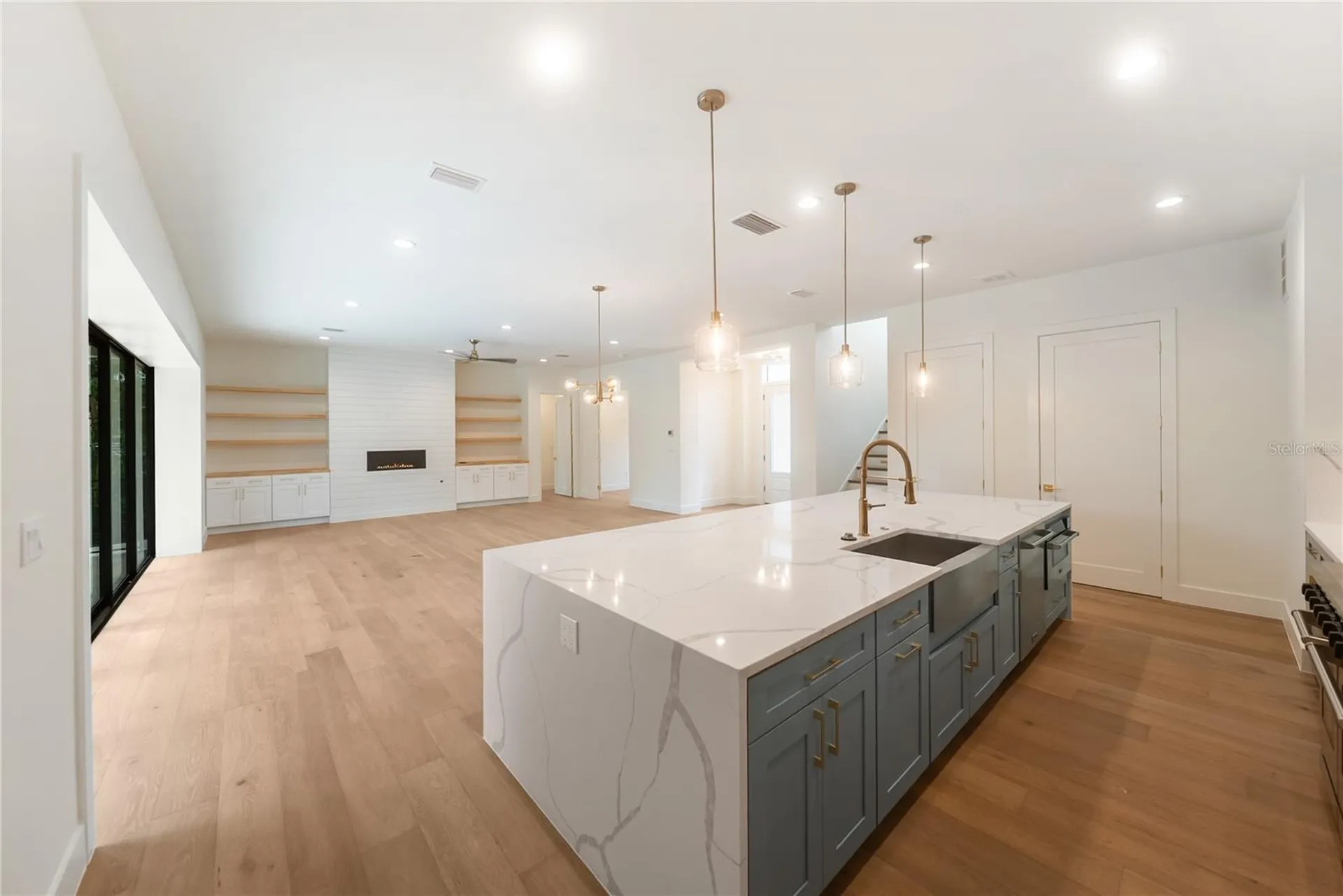 3800 Flores Avenue Sarasota FL 34239