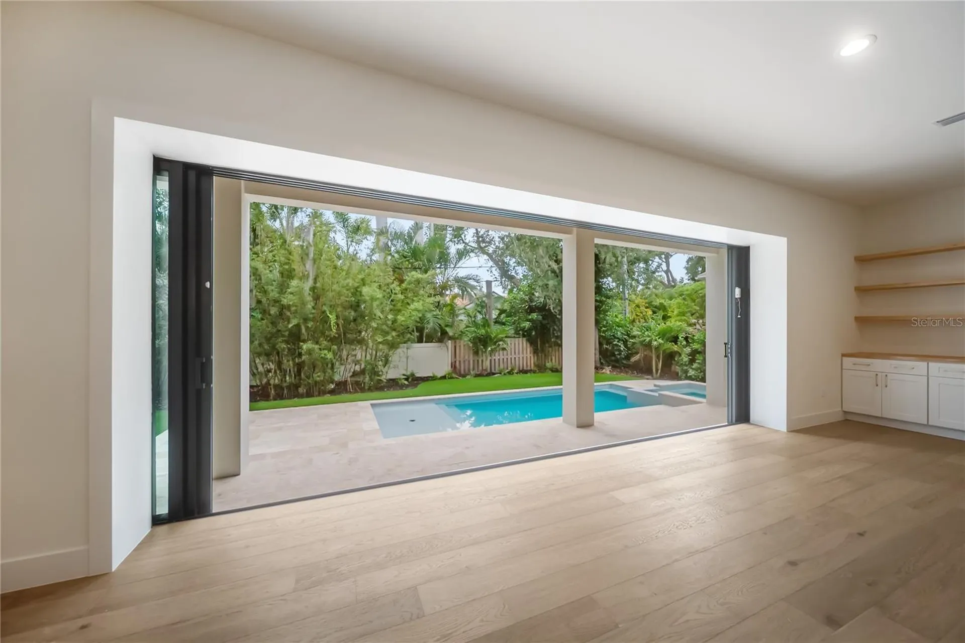 3800 Flores Avenue Sarasota FL 34239