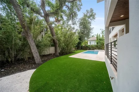 3800 Flores Avenue Sarasota FL 34239