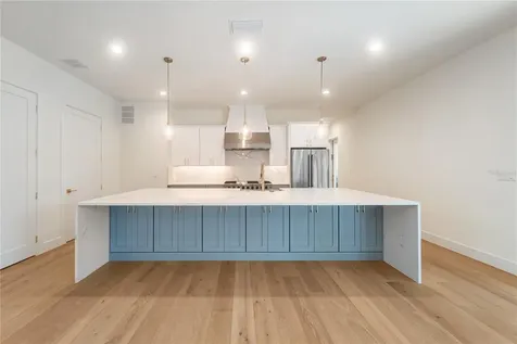3800 Flores Avenue Sarasota FL 34239