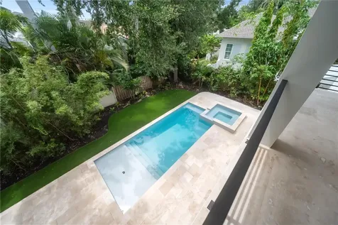 3800 Flores Avenue Sarasota FL 34239