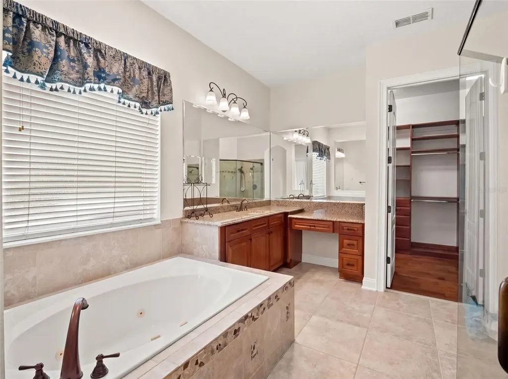 25622 Hawks Run Lane Sorrento FL 32776