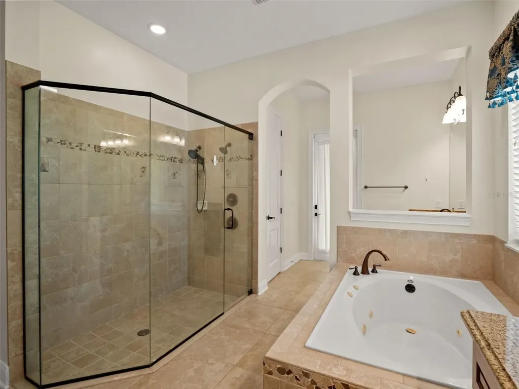 25622 Hawks Run Lane Sorrento FL 32776
