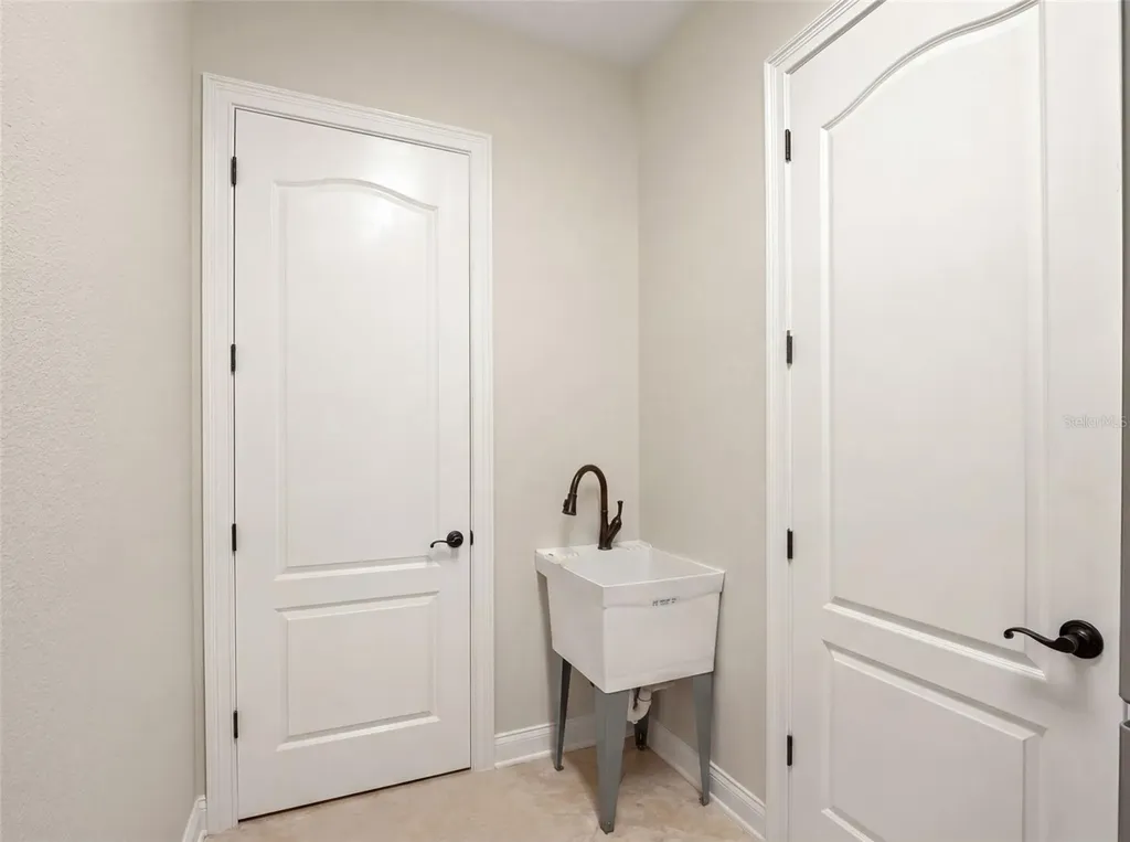25622 Hawks Run Lane Sorrento FL 32776