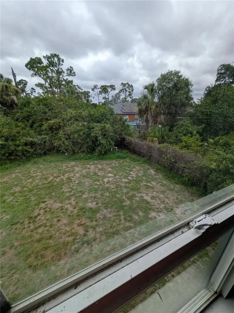 2327 Yankee Terrace North Port FL 34286