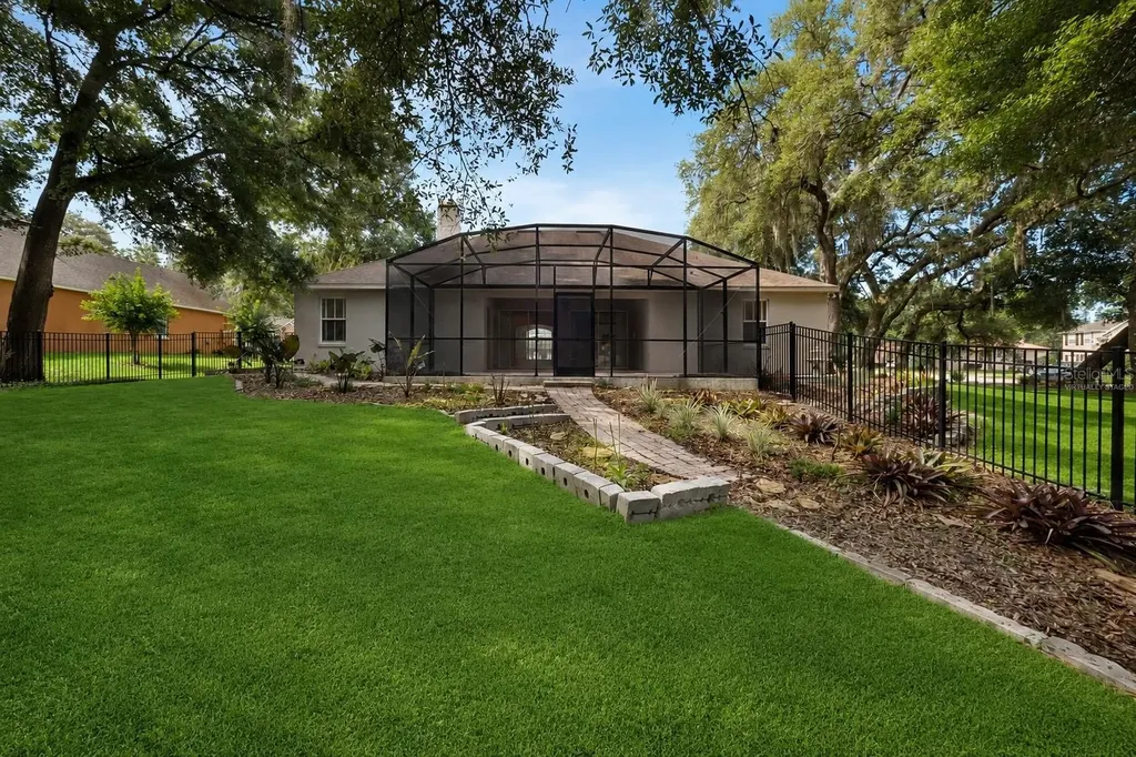 597 Sand Wedge Loop Apopka FL 32712