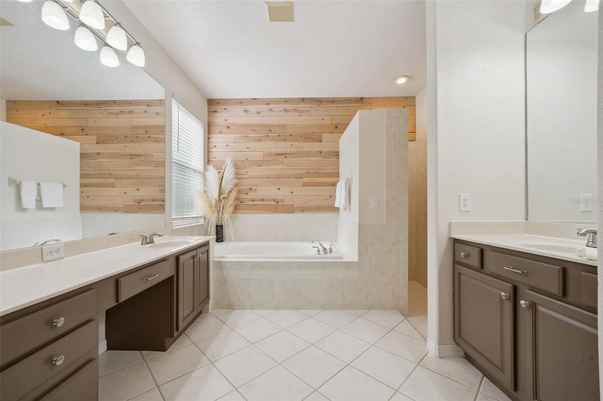 597 Sand Wedge Loop Apopka FL 32712