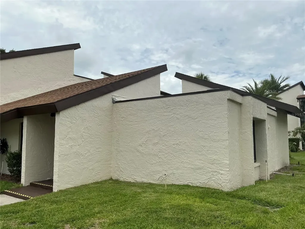 2207 Belleair Road Clearwater FL 33764