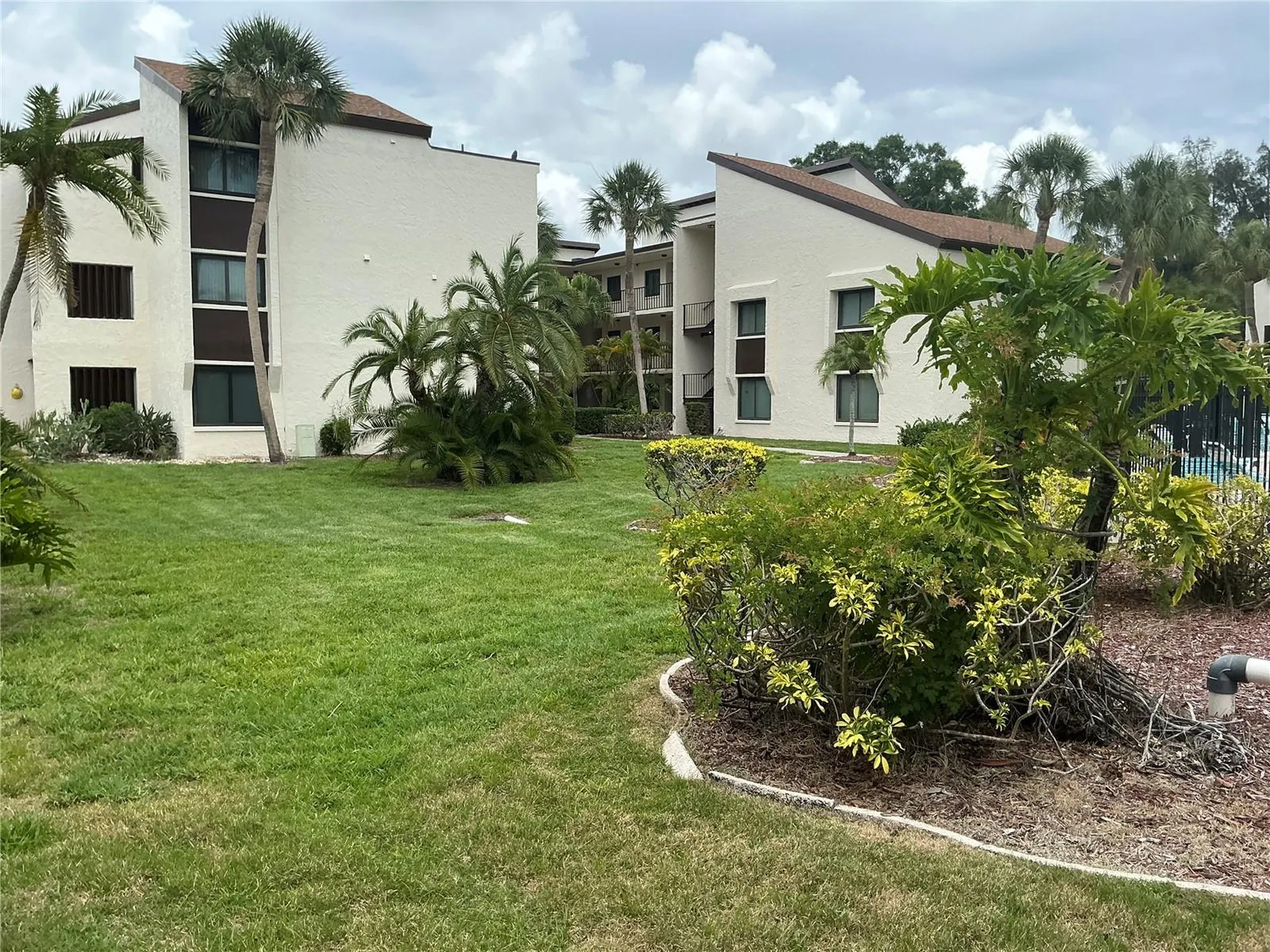 2207 Belleair Road Clearwater FL 33764