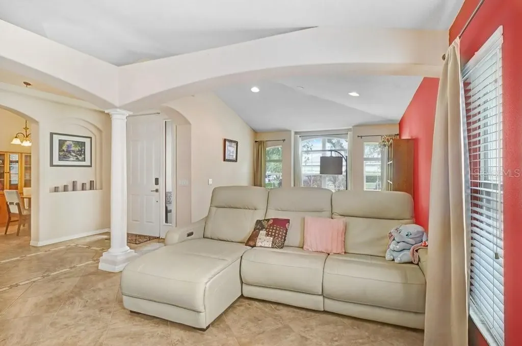 6803 Cromwell Garden Drive Apollo Beach FL 33572