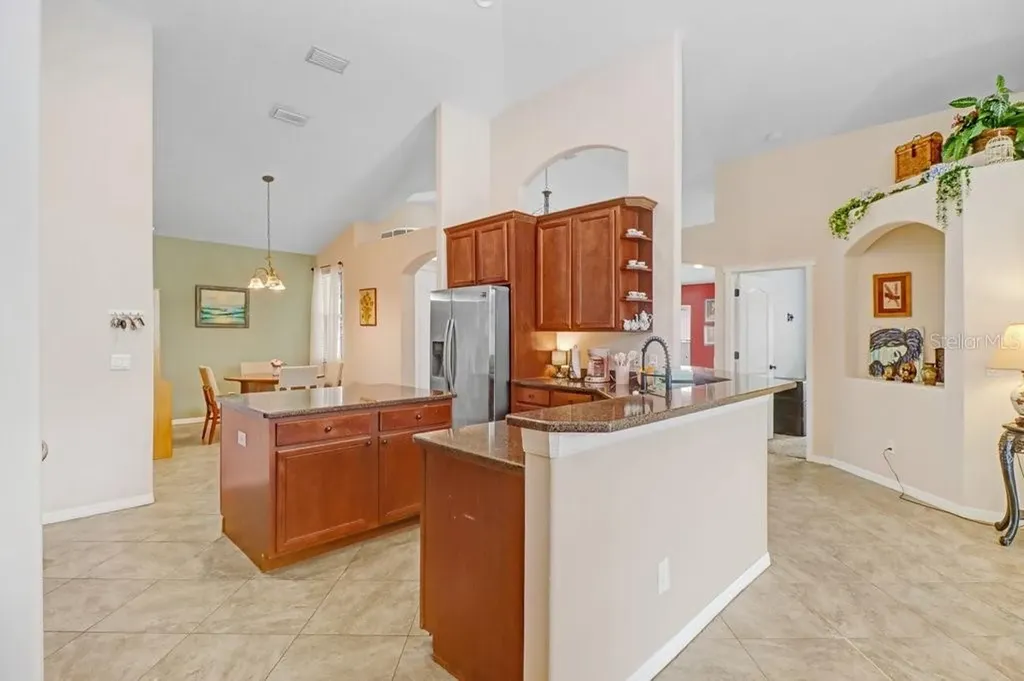 6803 Cromwell Garden Drive Apollo Beach FL 33572