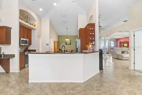 6803 Cromwell Garden Drive Apollo Beach FL 33572