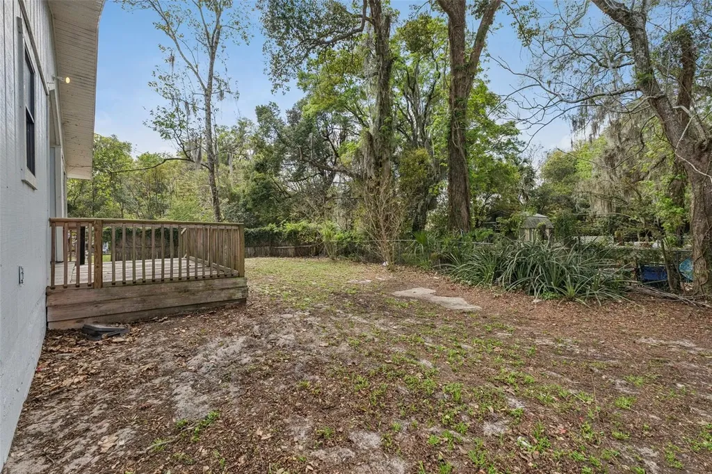 202 S Boston Avenue Deland FL 32724