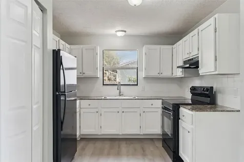 202 S Boston Avenue Deland FL 32724