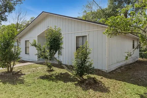 202 S Boston Avenue Deland FL 32724